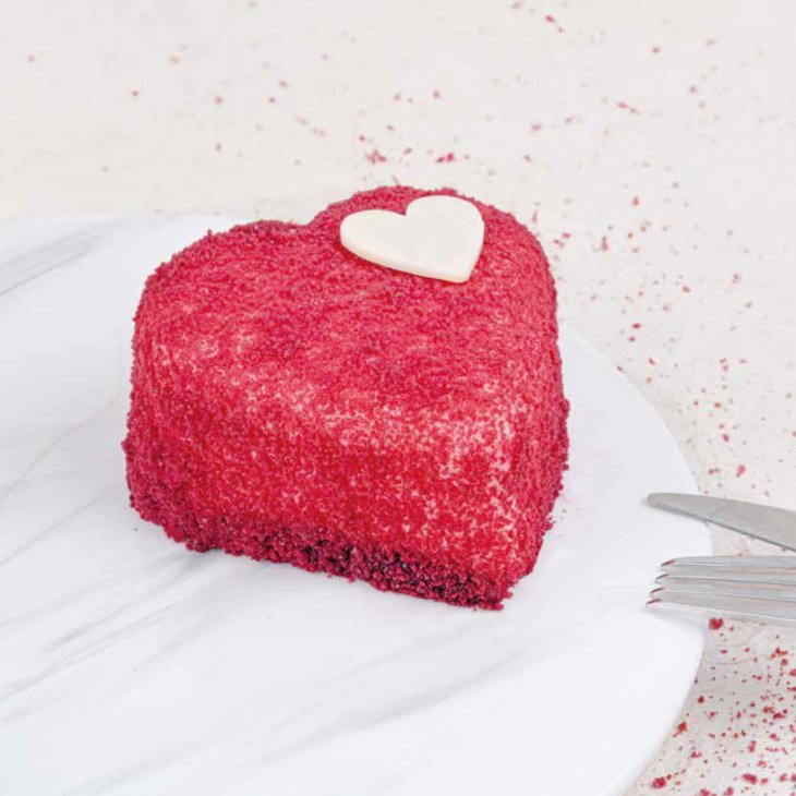 Mono Kırmızı Kalpli Pasta